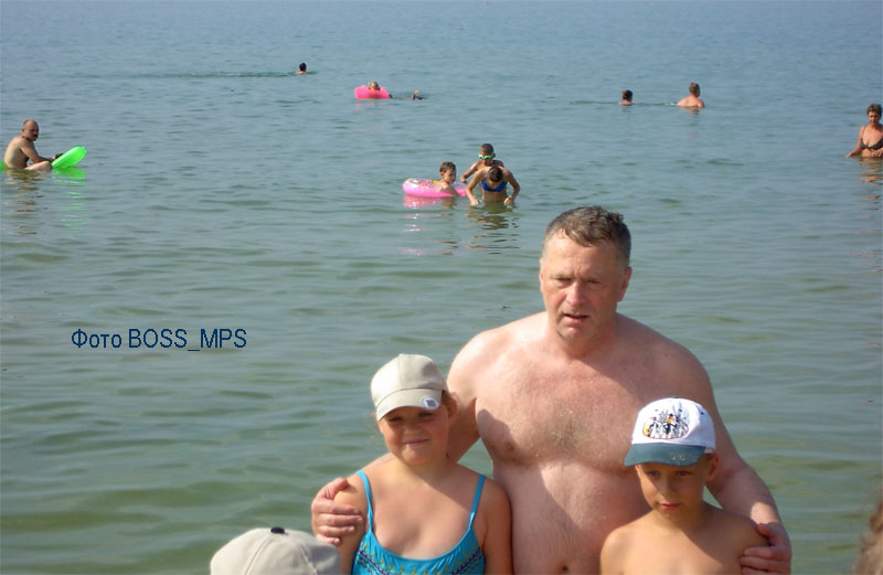 Вольфович на пляже в Витязево